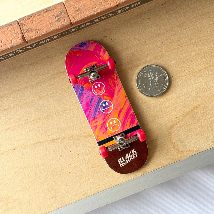Black Market “Mood” 32mm Fingerboard Complete
