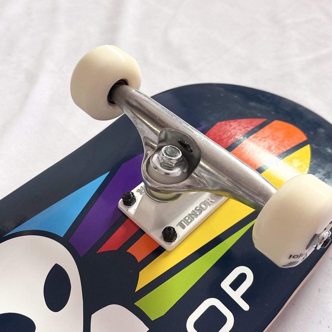 Alien Workshop “Spectrum Blue” 8.0” x 32” Custom Skateboard Complete