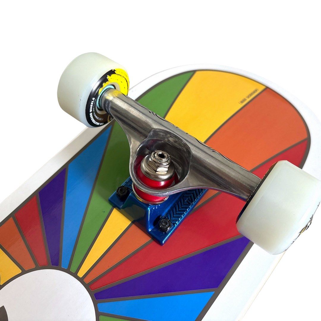 Alien Workshop “Trio” 7.75″ x 29.675″ Custom Skateboard Complete