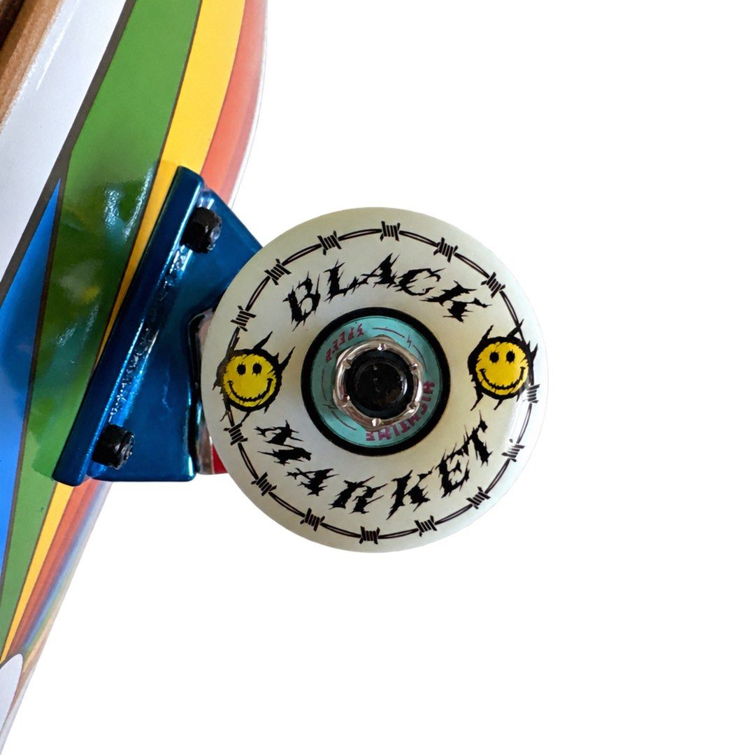 Alien Workshop “Trio” 7.75″ x 29.675″ Custom Skateboard Complete
