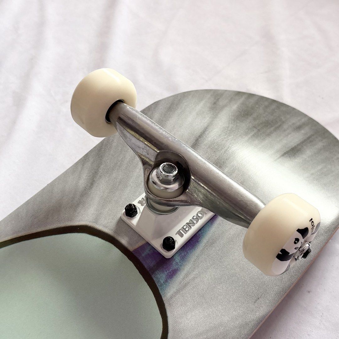 Alien Workshop “Visitor Signal” 8.125” x 31.75” Custom Skateboard Complete