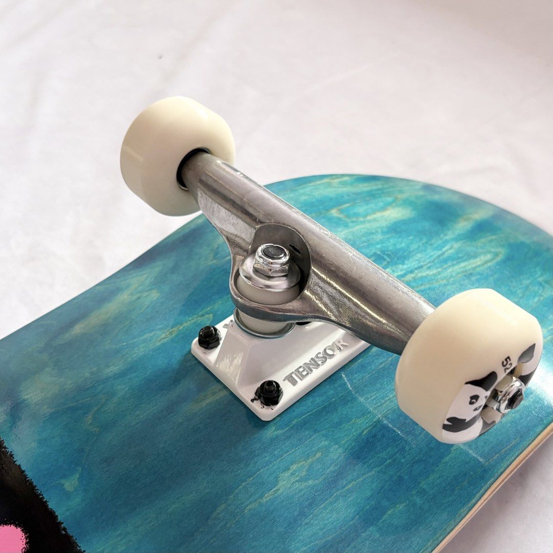Aura “Blue Man” 8.25” x 32” Custom Skateboard Complete