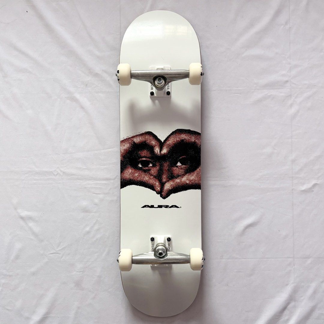 Aura “White Heart” 8.25” x 32” Custom Skateboard Complete