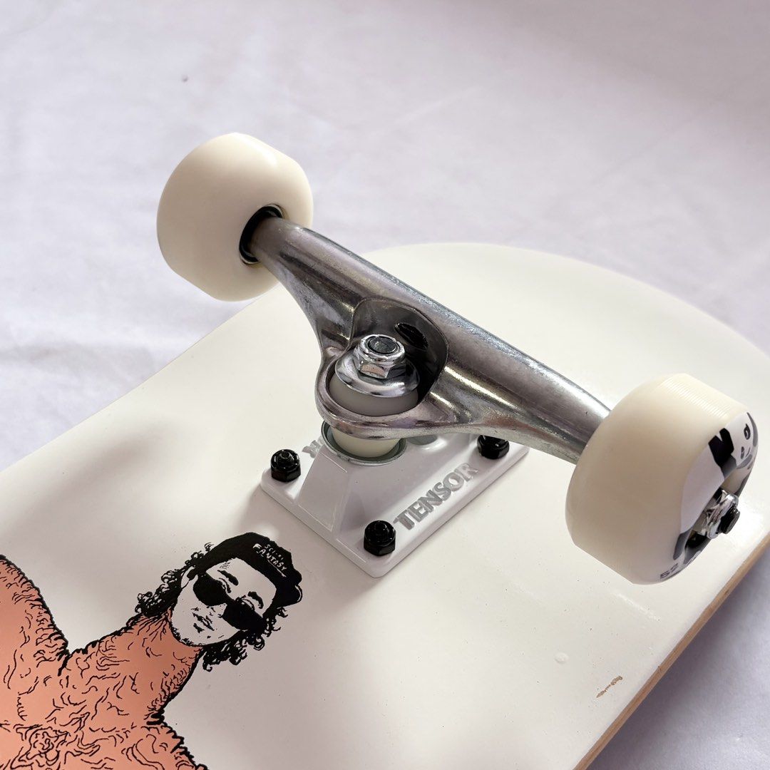 Baker “Starfish” 8.0” x 31.8” Custom Skateboard Complete