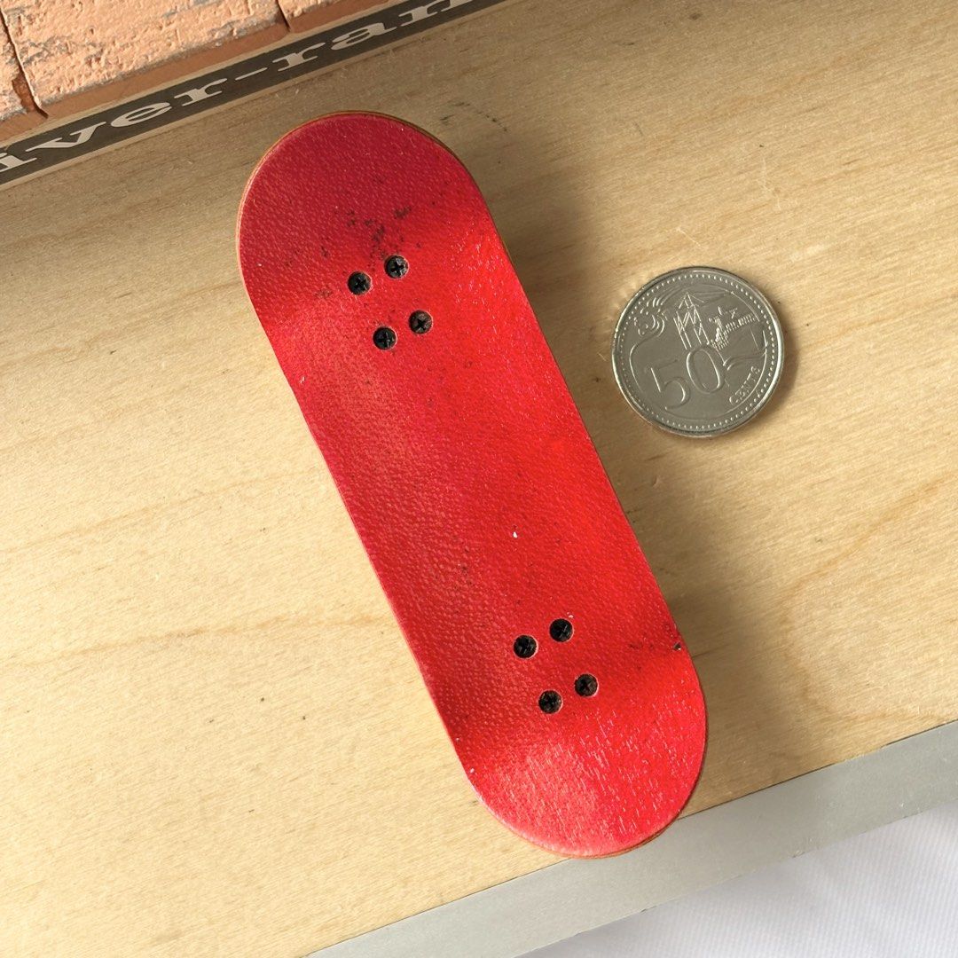 Black Market “3D” 32mm Fingerboard Complete
