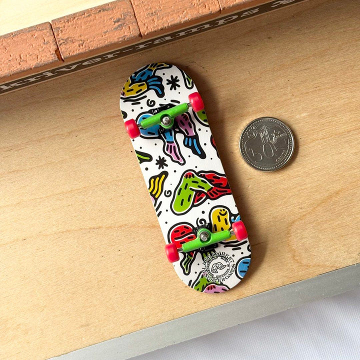 Black Market “Wings” 32mm Fingerboard Complete