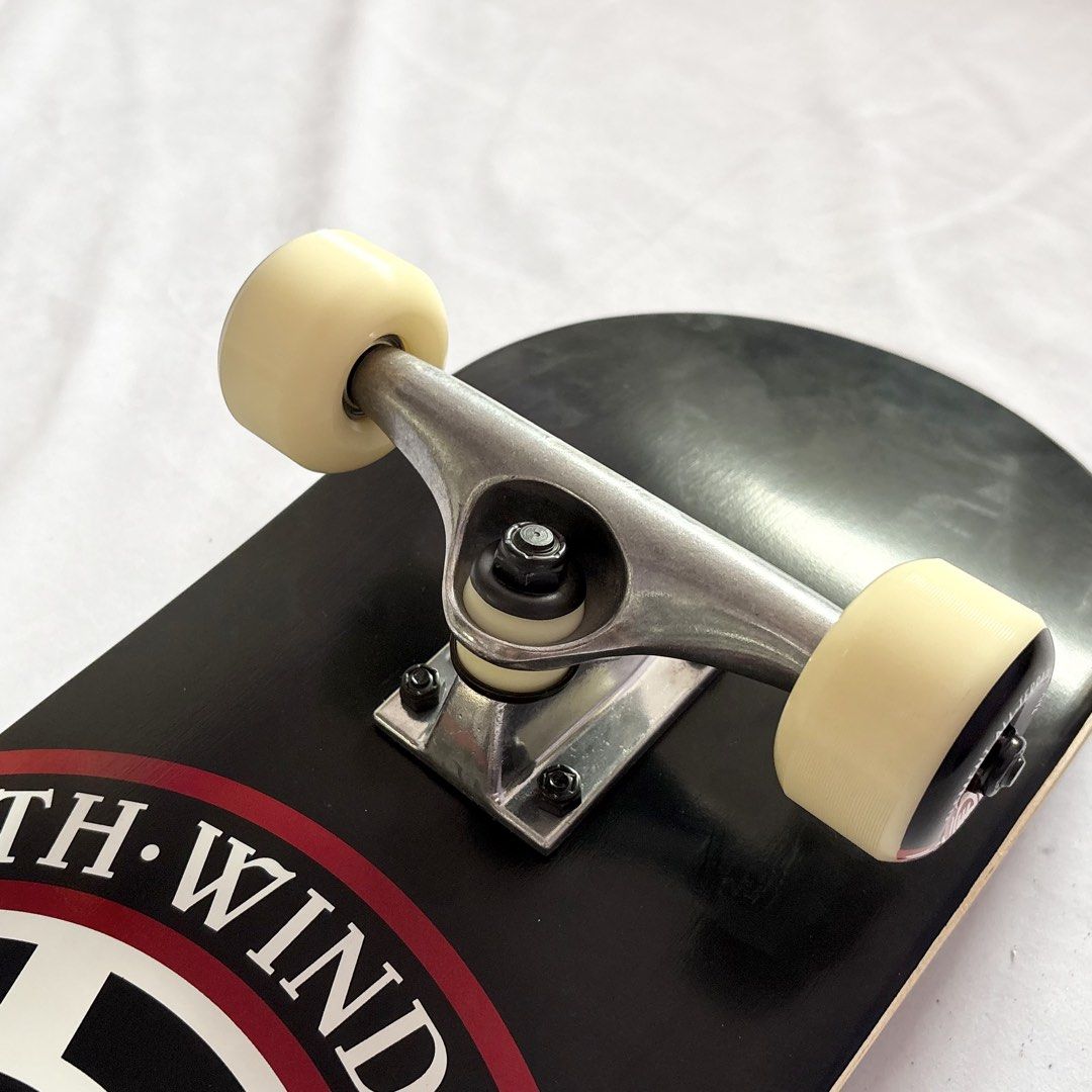 Element “Seal” 7.75” x 31” Skateboard Complete