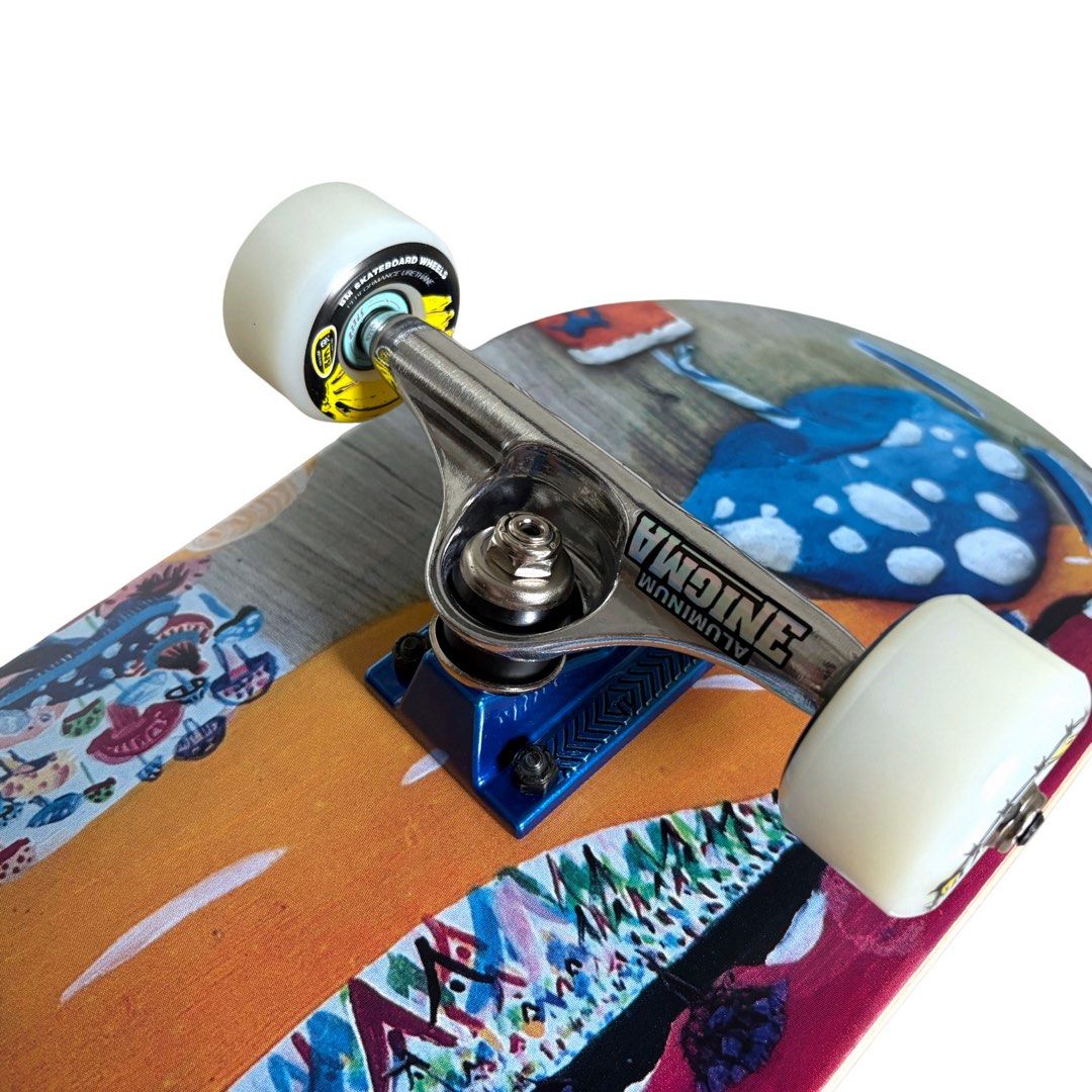 Element “Shroom Tour” 8.25″ x 31.875″ Custom Skateboard Complete