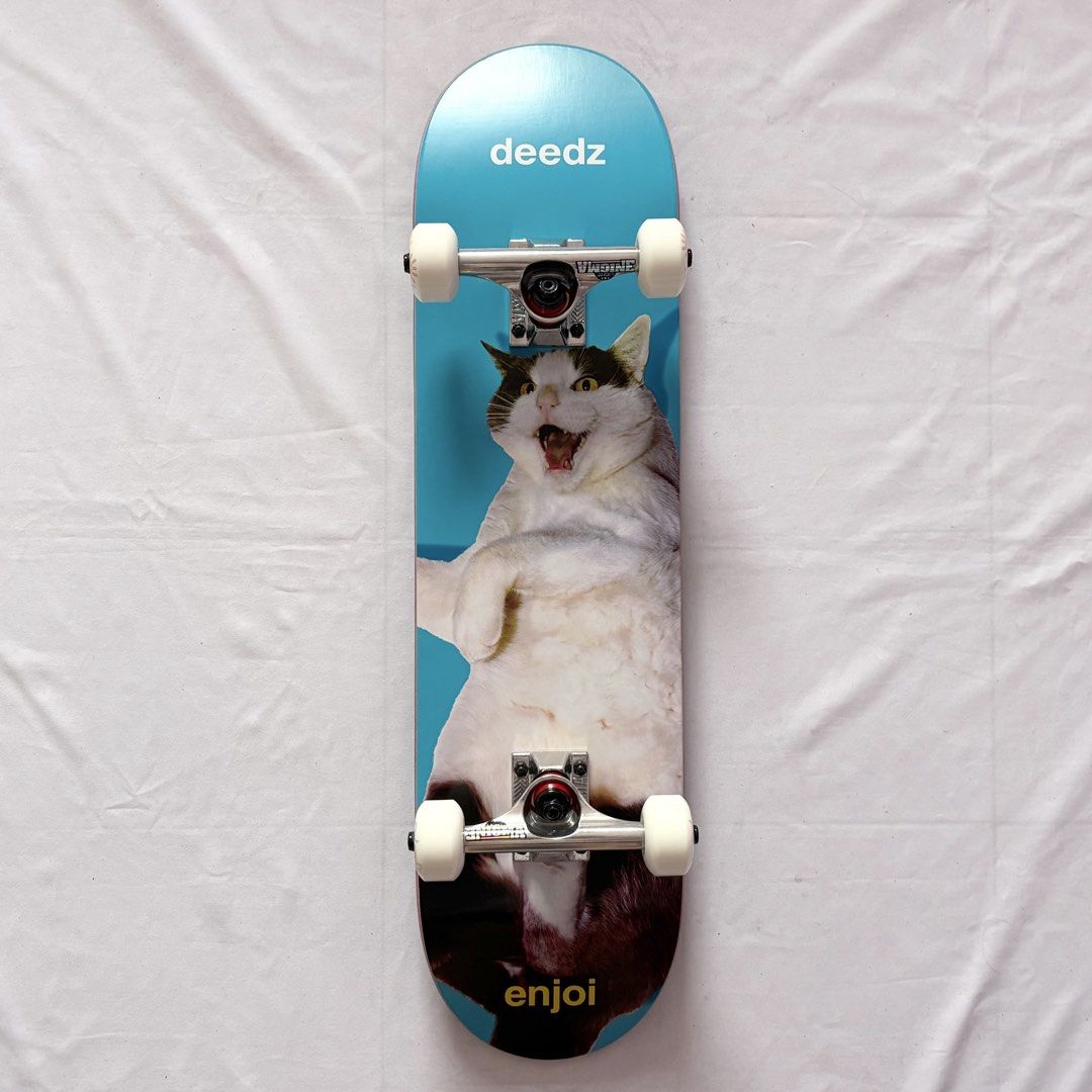 Enjoi “Cat” 7.5” x 29.25” Deedz Model Custom Skateboard Complete