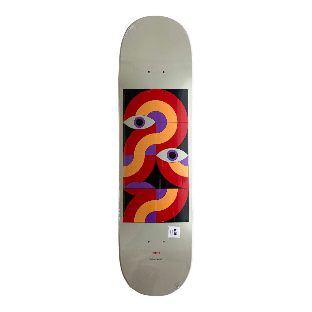 Globe “Dessau” 8.25″ x 32.125″ Skateboard Deck