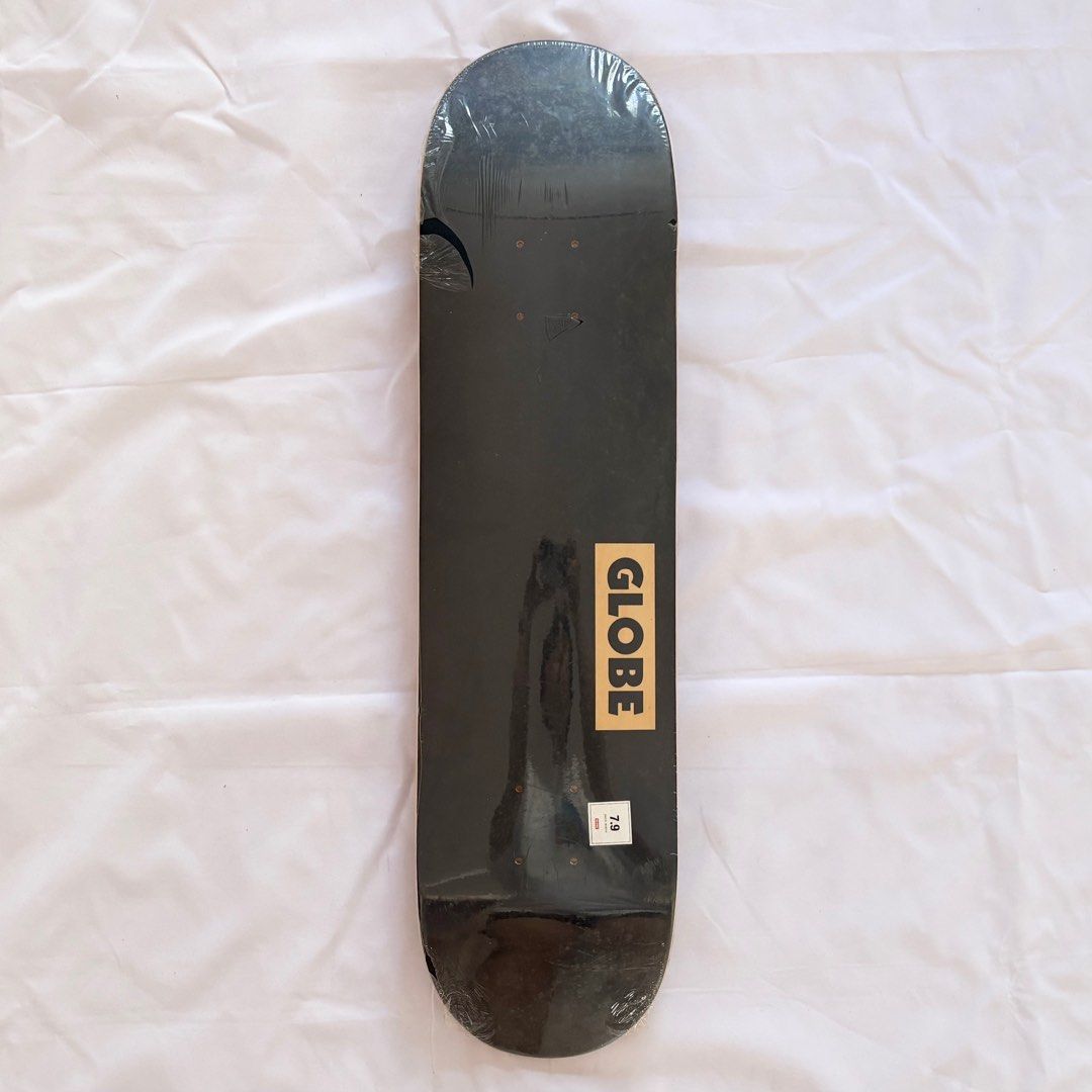 Globe “Navy” 7.875” Skateboard Deck