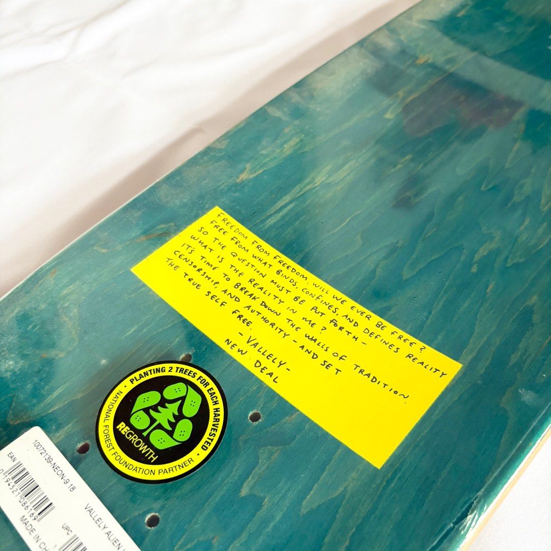 New Deal "Alien Neon" 9.18" Mike Vallely Model Skateboard Deck