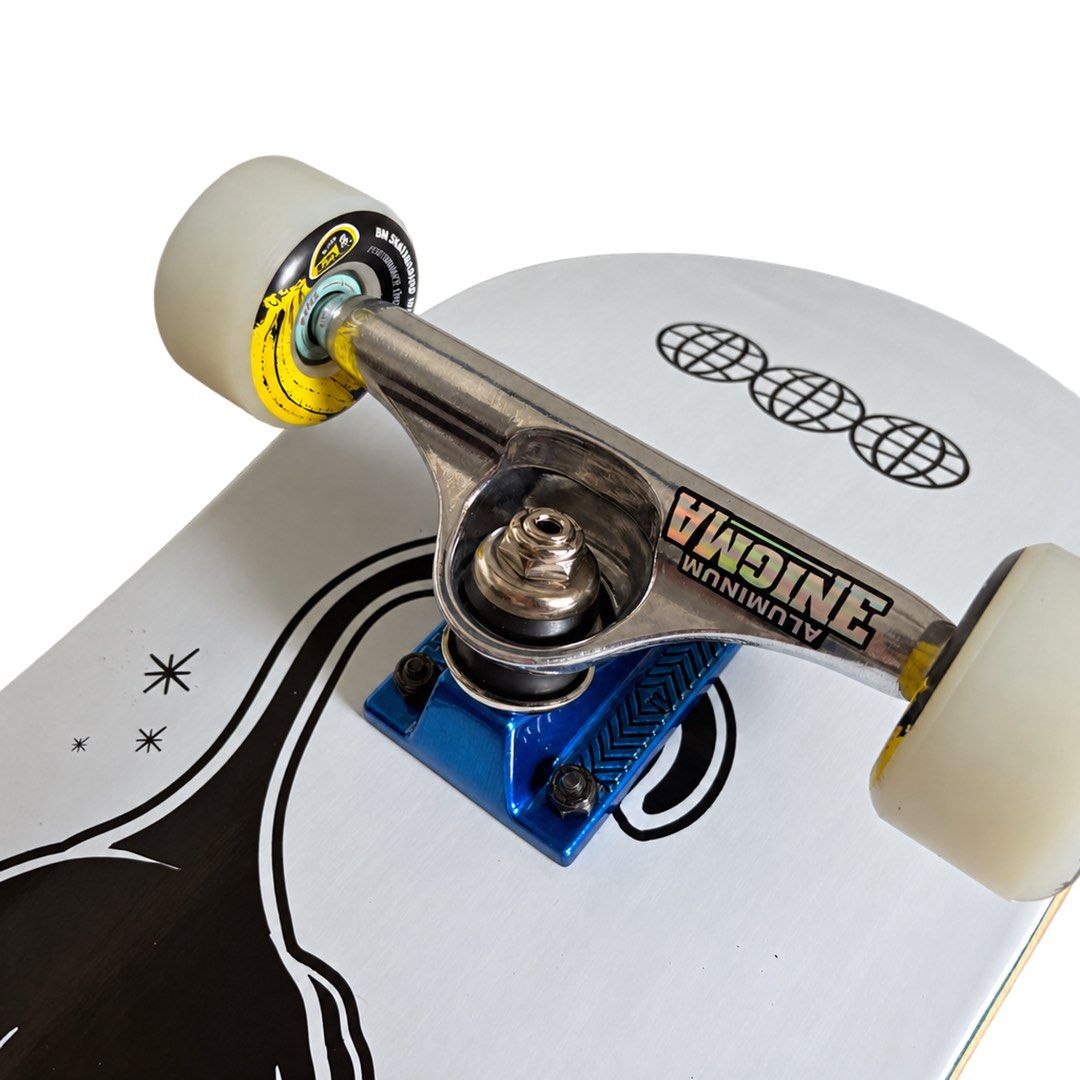 Nomad “Panther” 8.38″ x 32.5″ Custom Skateboard Complete