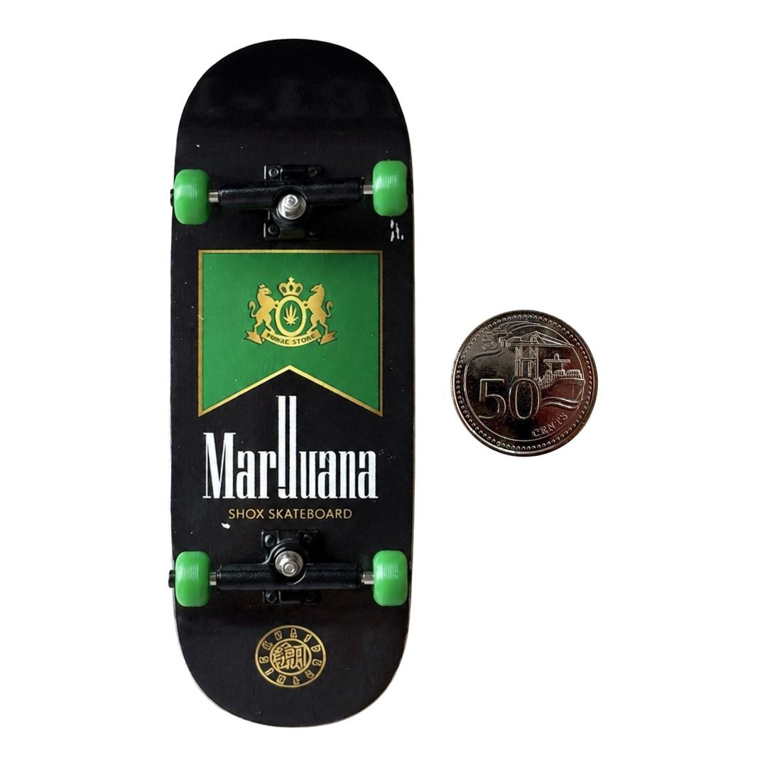 Shox “Black Pack” 35mm Fingerboard Complete — underside complete view