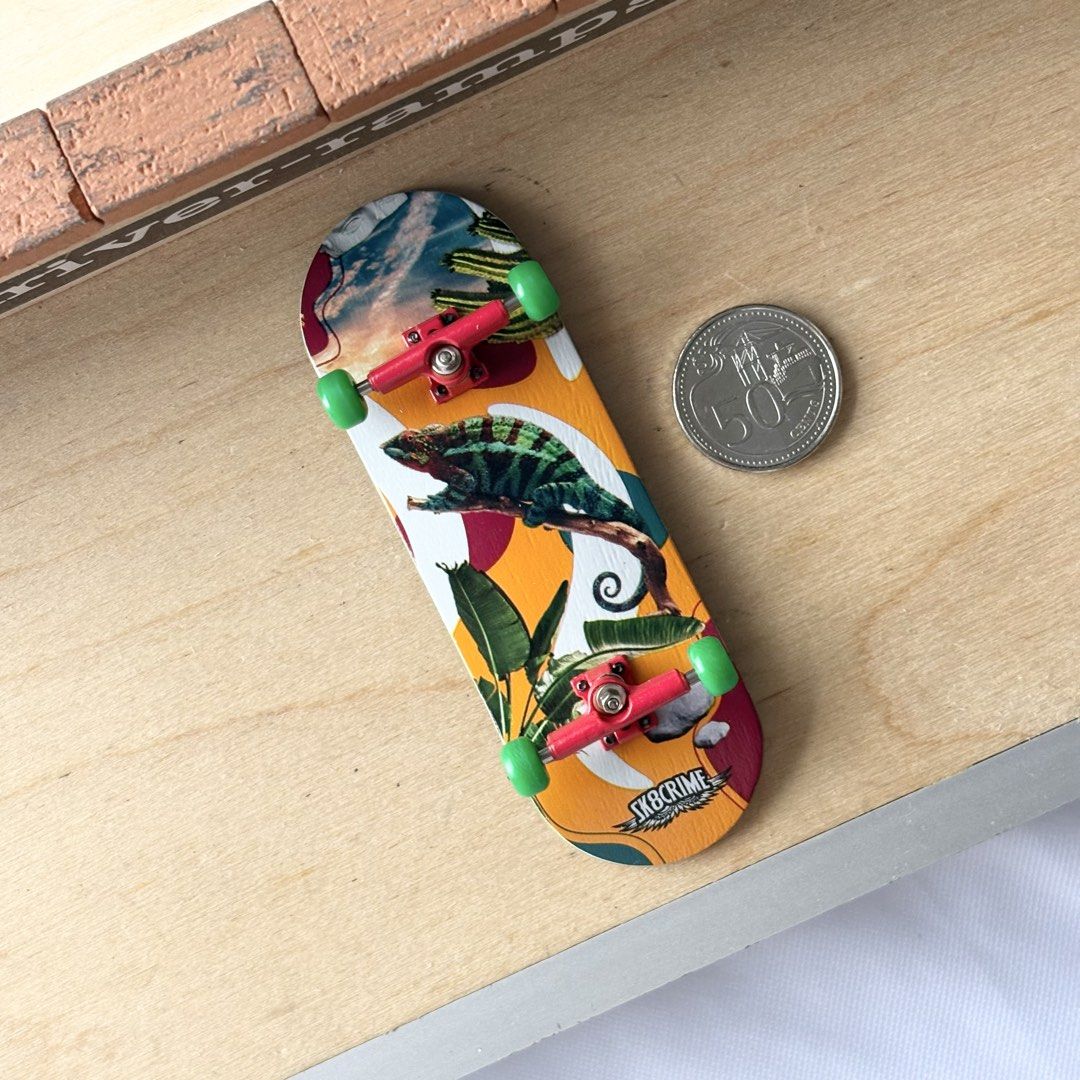Sk8crime “Chameleon” 32mm Fingerboard Complete