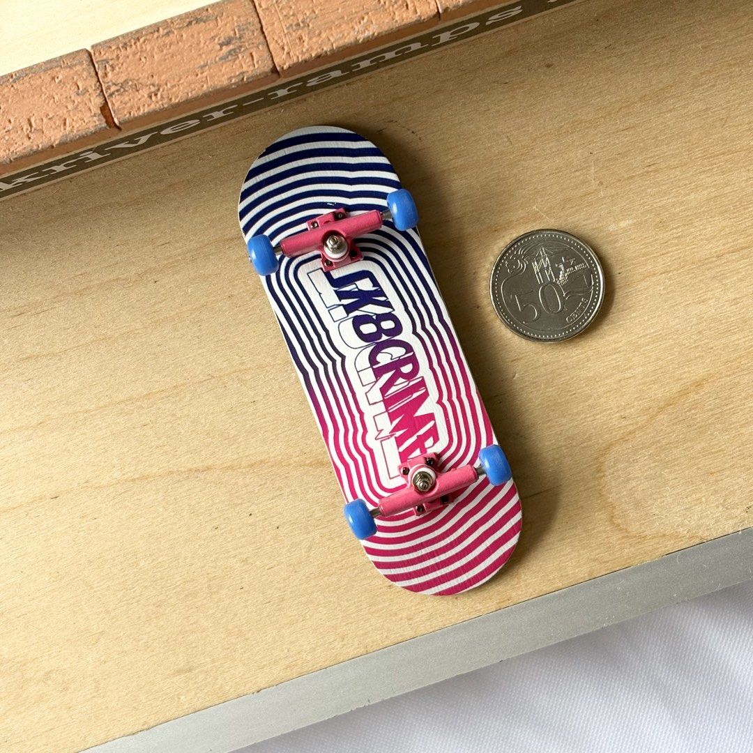 Sk8crime “Seismic” 32mm Fingerboard Complete