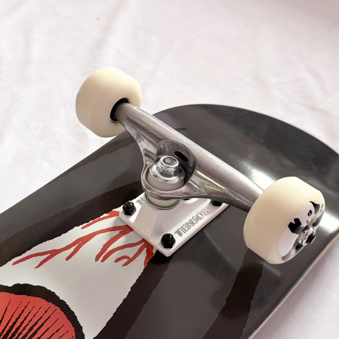 Toy Machine “Bloodshot” 8.0” x 31.6” Custom Skateboard Complete